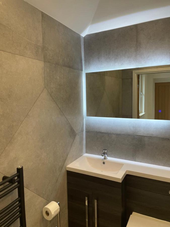 Glasgow Airport Apartments بيزلي المظهر الخارجي الصورة