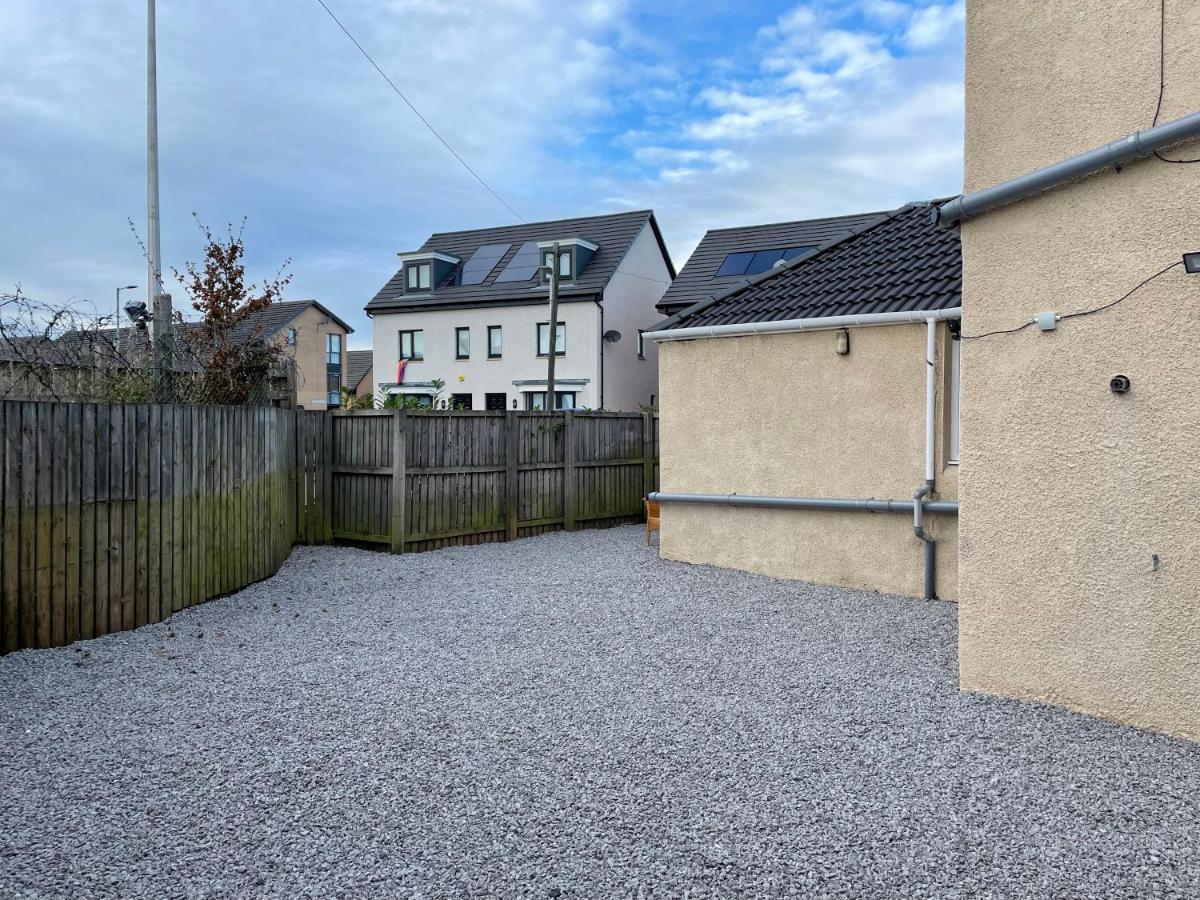 Glasgow Airport Apartments بيزلي المظهر الخارجي الصورة