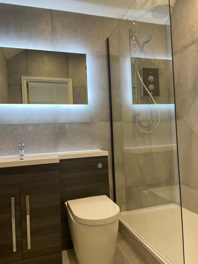 Glasgow Airport Apartments بيزلي المظهر الخارجي الصورة